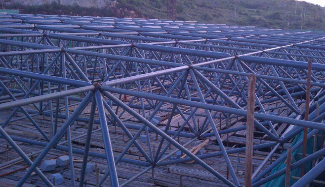 沈阳概述网架加工公司对网架保温隔热的办法